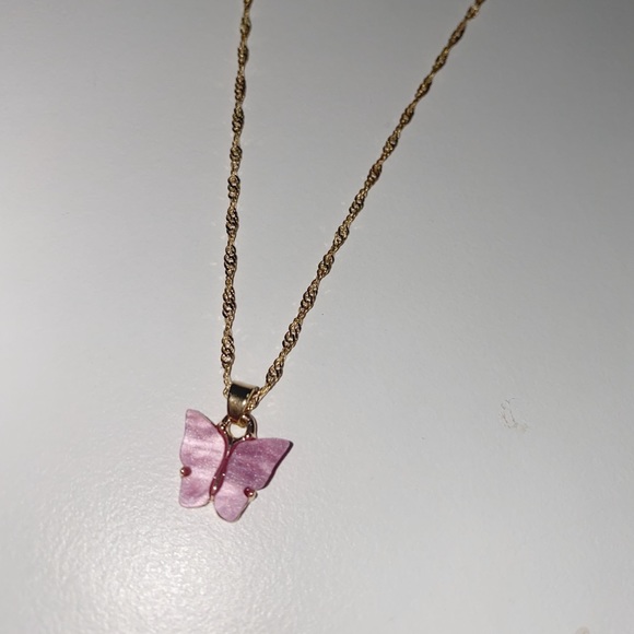 Brandy Melville Jewelry - Pink Butterfly Necklace 😍